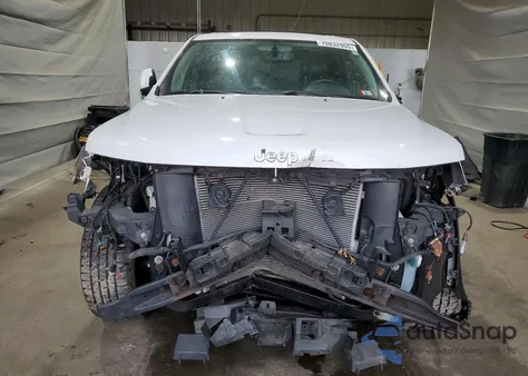 2013 Jeep Grand Cherokee Laredo z USA, uszkodzony, nr VIN 1C4RJFAG0DC562018